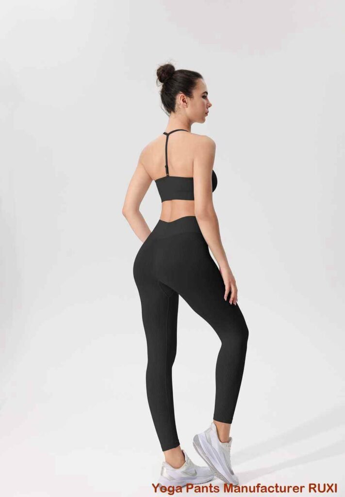 شورت يوغا رجالي مع جيوب RUXI